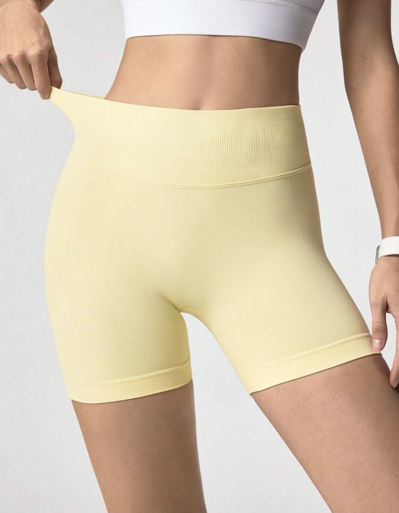 Biker Short Amarillo
